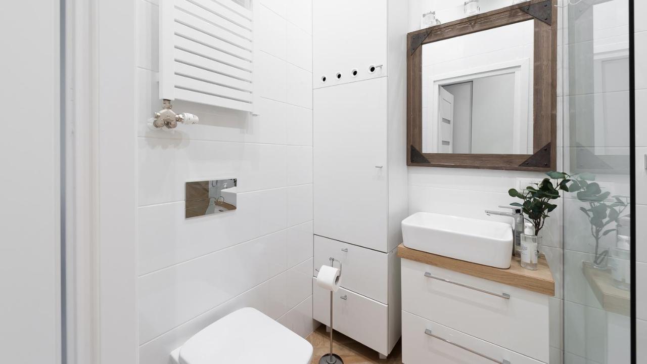 Apartamenty Sun & Snow Krakow Old Town ภายนอก รูปภาพ