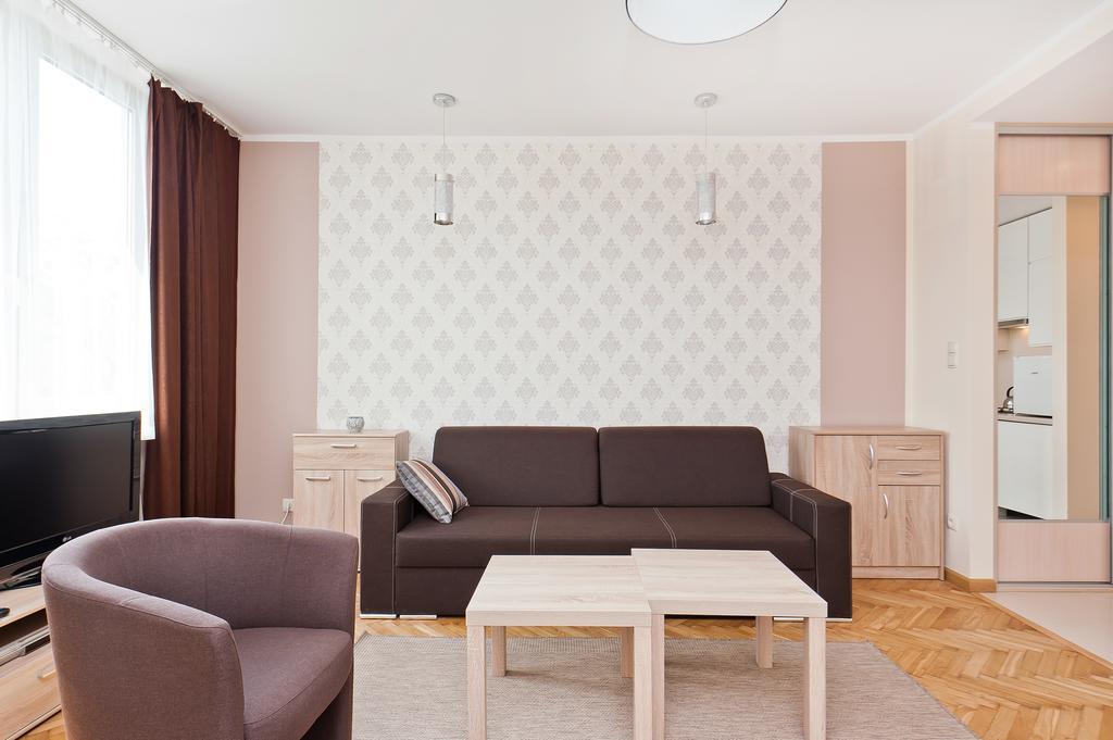 Apartamenty Sun & Snow Krakow Old Town ภายนอก รูปภาพ