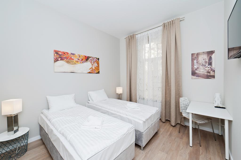 Apartamenty Sun & Snow Krakow Old Town ภายนอก รูปภาพ